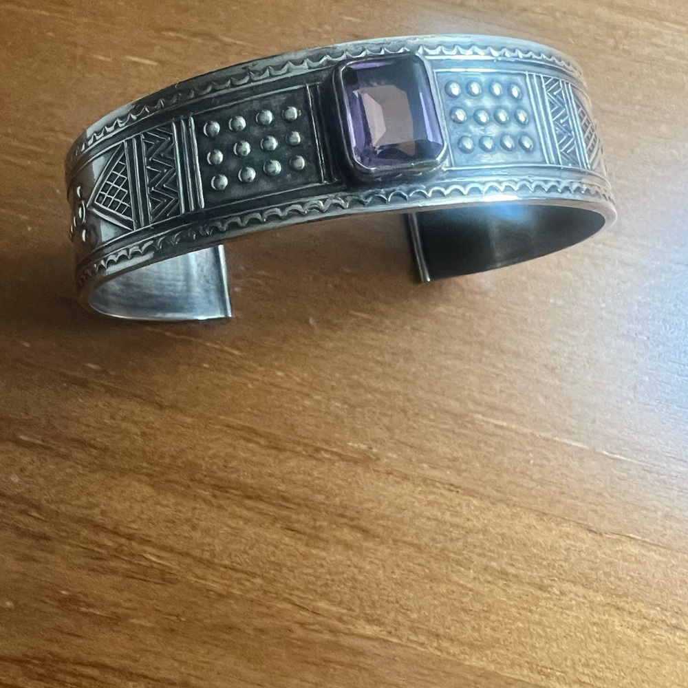 Vintage Sterling Silver Cuff Bracelet Amethyst Signed Tatu 28 grams Sundance